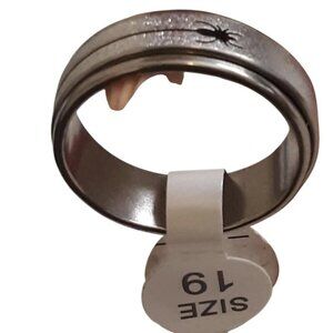 Stainless Steel Unisex Spin Ring Size 9 With Engraved Ant Design